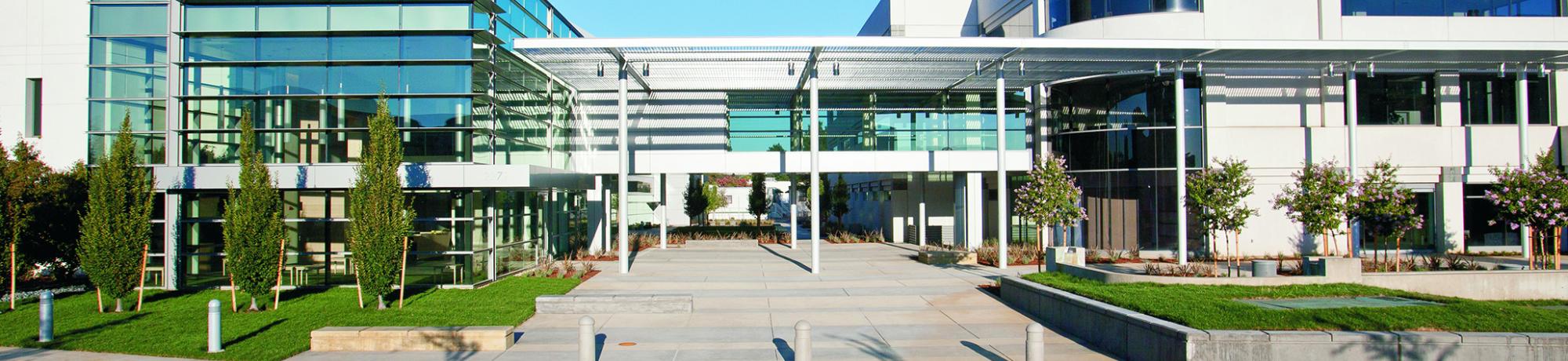 Image of the exterior of the UC Davis health Cancer Center building